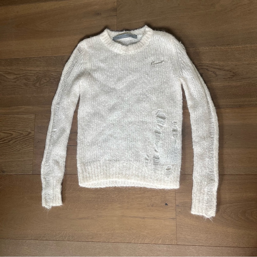Raquel Allegra Distressed white crew neck knit alpaca sweater